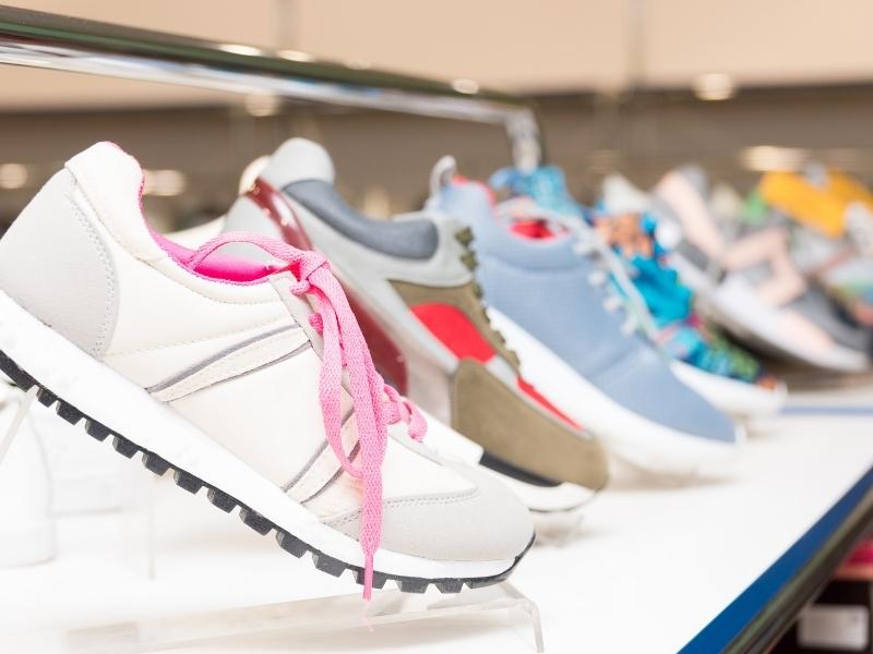Faktor Yang Menentukan Harga Sport Shoes Di Toko Sepatu Olah Raga